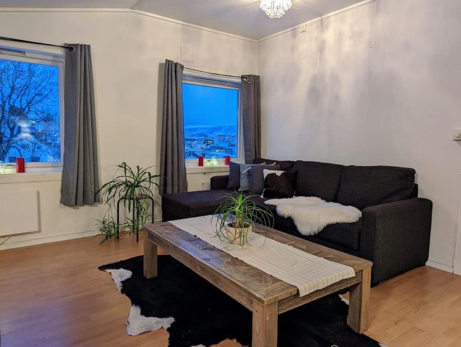 Nice And Quiet Apartment In City Centre Tromso Exterior photo